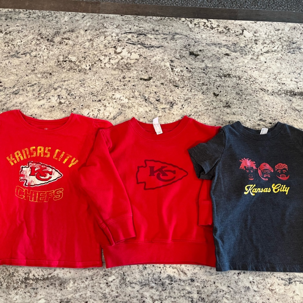 Super Bowl Champs Kansas City Chiefs gear fits 3-4T